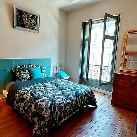 Appartamento Cosy Hortensia- 4 Ch- Clemenceau Hypercentre & Parking Sous Terrain- 110M2 Pau Esterno foto